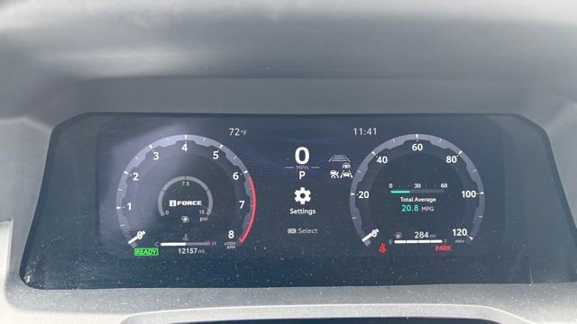 Used 2024 Toyota Tacoma TRD Off-Road AWD/4WD image 9