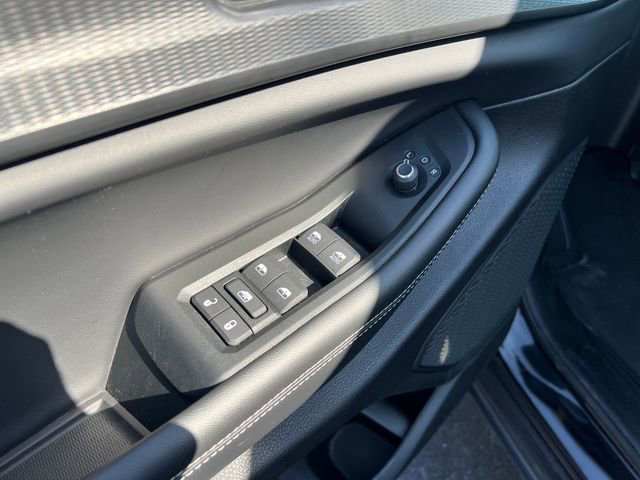 Used 2025 Jeep Grand Cherokee L Altitude AWD/4WD image 13
