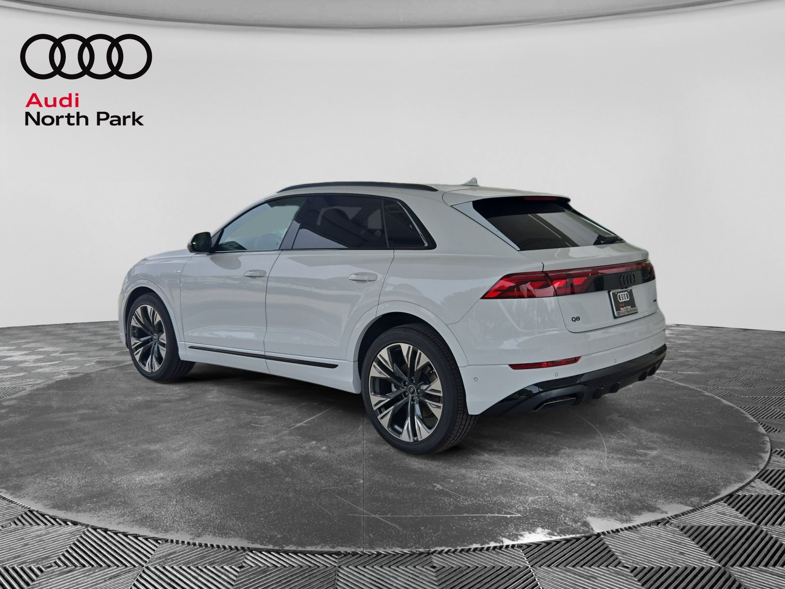 New 2026 Audi Q8 Prestige AWD/4WD image 3