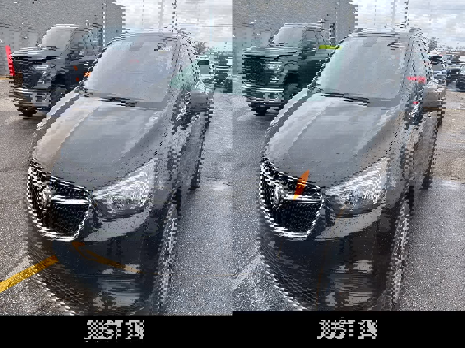 Used 2022 Buick Encore Preferred w/ Safety Package image 1