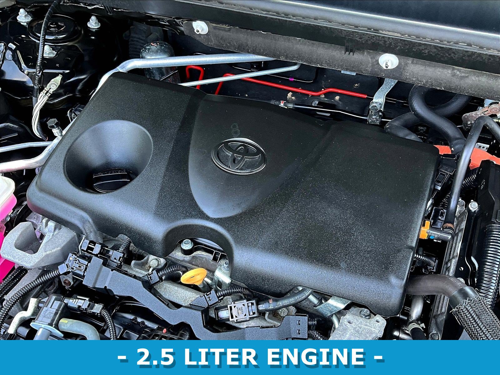 Used 2021 Toyota RAV4 Limited AWD/4WD image 31