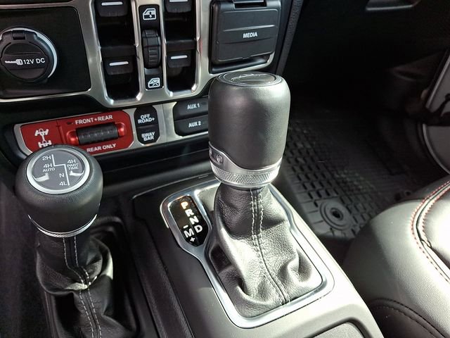Used 2024 Jeep Gladiator Rubicon AWD/4WD image 15