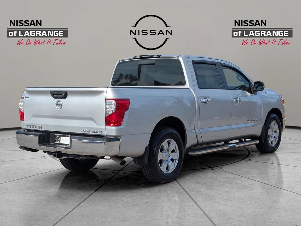 Used 2019 Nissan Titan SV AWD/4WD image 5