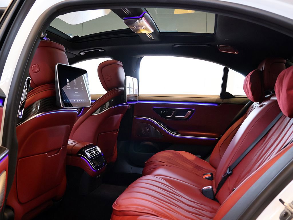 Used 2025 Mercedes-Benz S 63 AMG S image 28