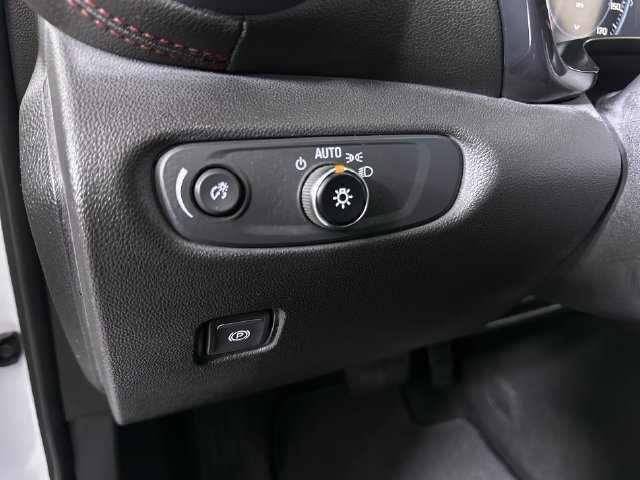 Used 2021 Chevrolet Blazer RS w/ Enhanced Convenience Package FWD image 18