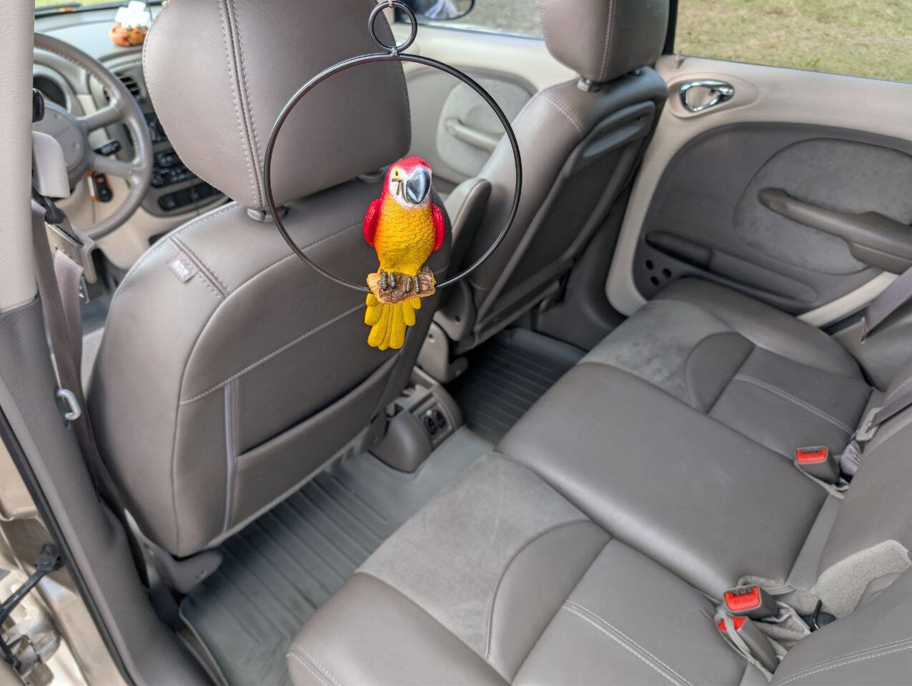 Used 2004 Chrysler PT Cruiser Limited image 17