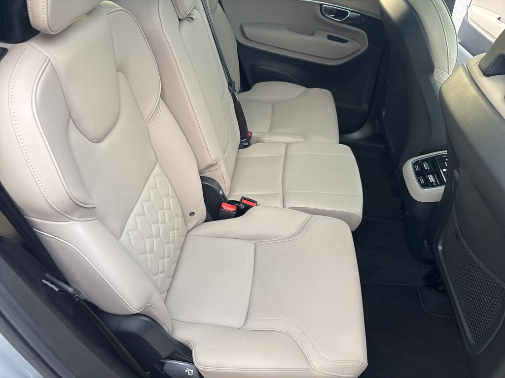 Certified 2025 Volvo XC90 B6 Plus image 47