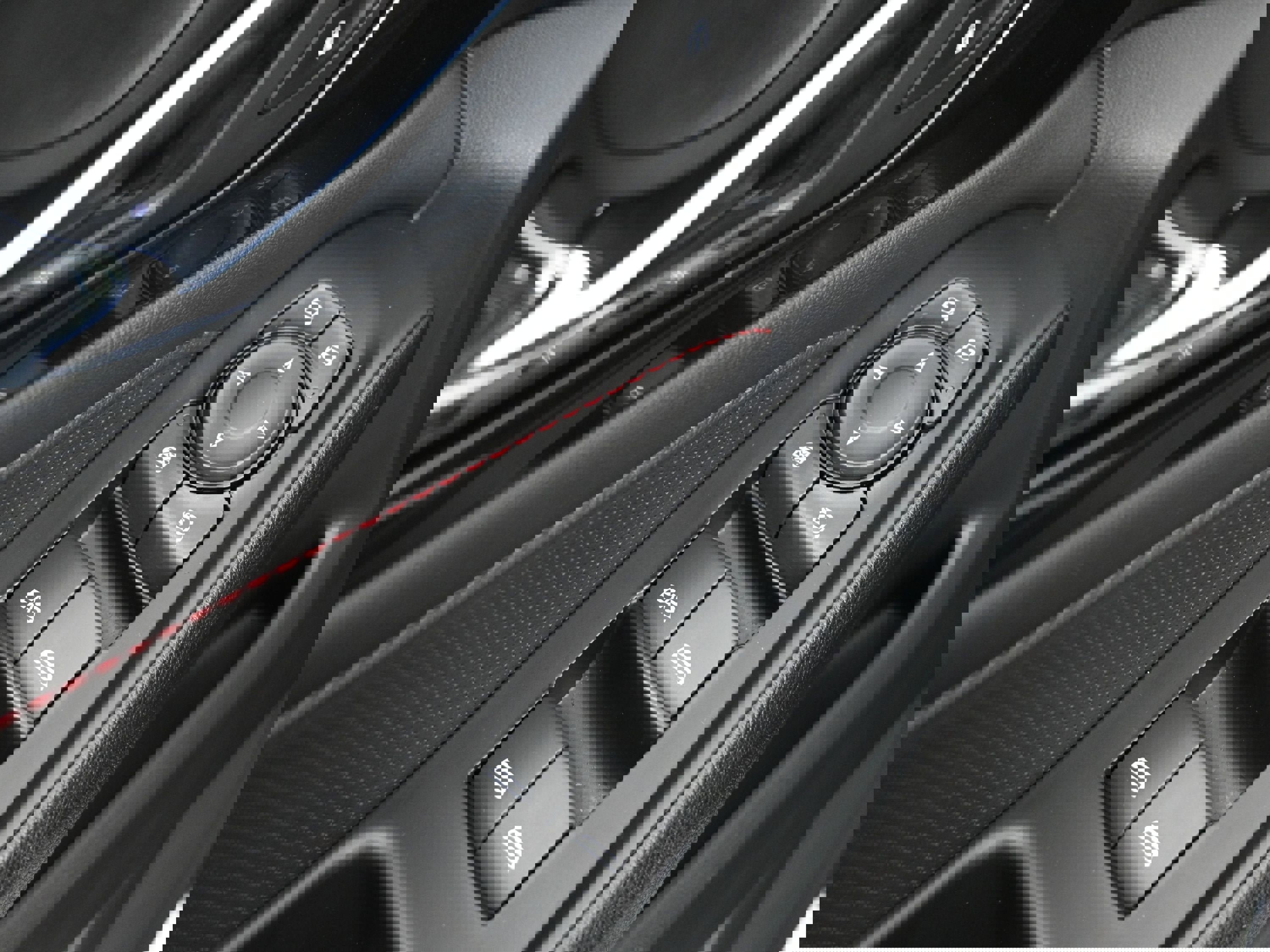 Certified 2023 Chevrolet Traverse RS image 21