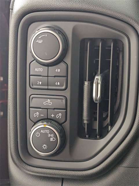 Used 2021 Chevrolet Silverado 1500 Custom Trail Boss image 14