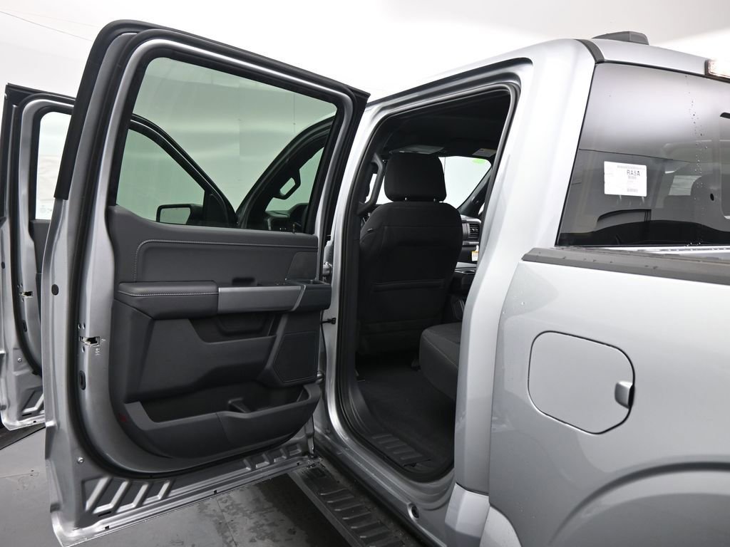 New 2026 Ford F150 XLT w/ Equipment Group 302A MID image 17