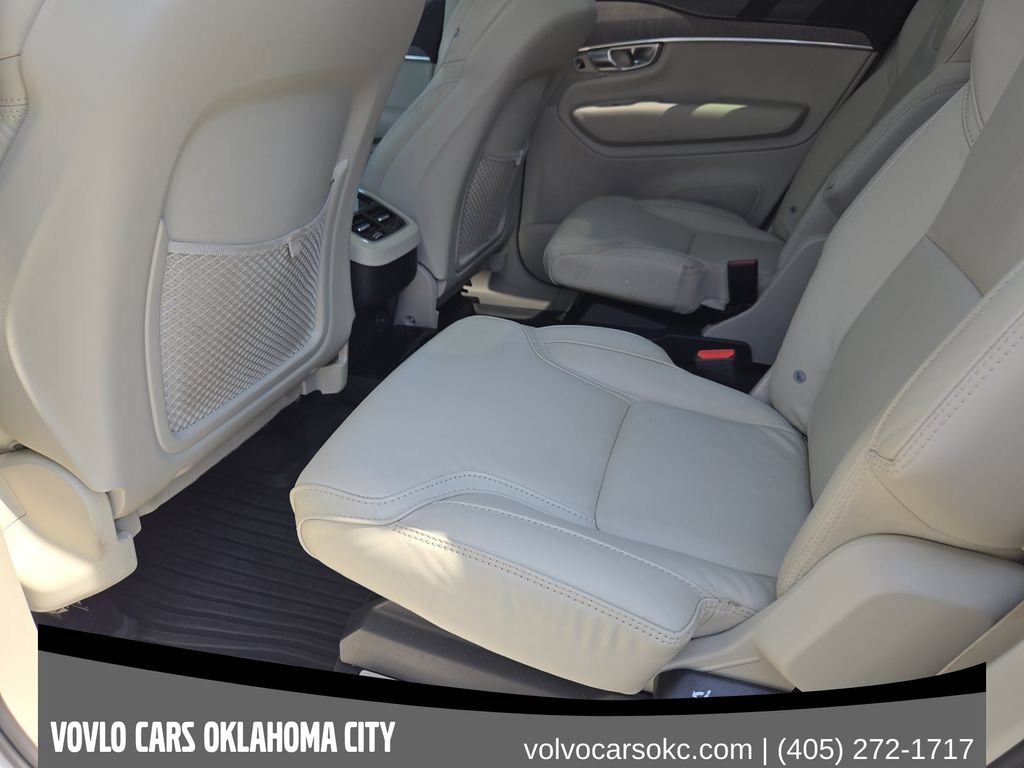 Certified 2023 Volvo XC90 B6 Ultimate w/ Protection Package Premier AWD/4WD image 32