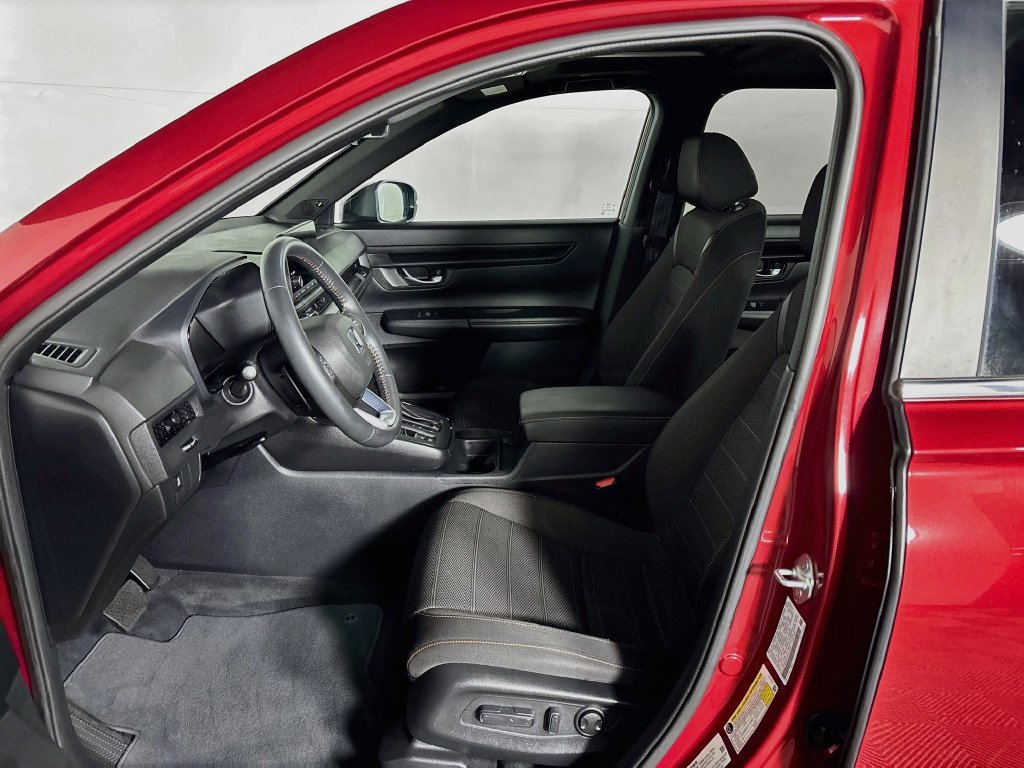 Used 2023 Honda CR-V Sport image 11
