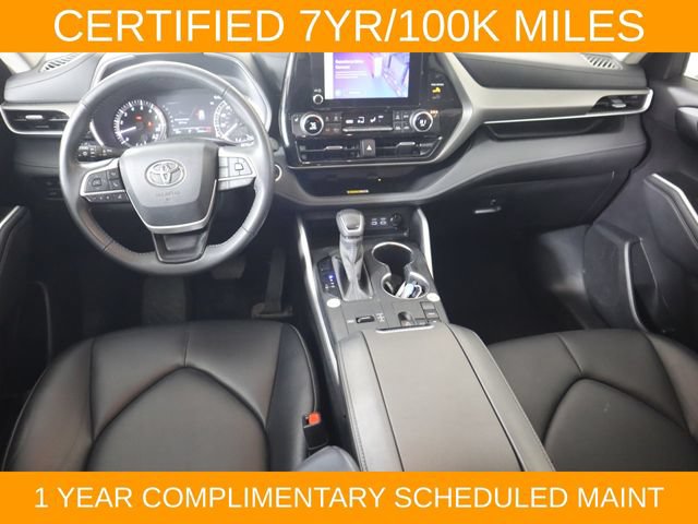 Used 2024 Toyota Highlander XLE FWD image 34