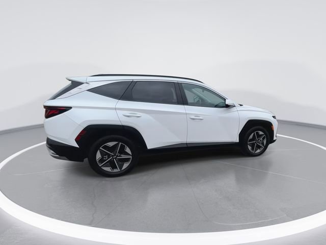 Certified 2025 Hyundai Tucson SEL FWD image 11