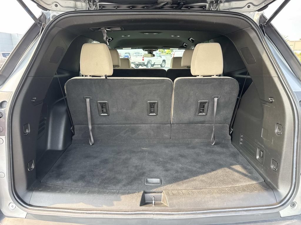 Used 2023 Chevrolet Traverse LS w/ Safety Package AWD/4WD image 22