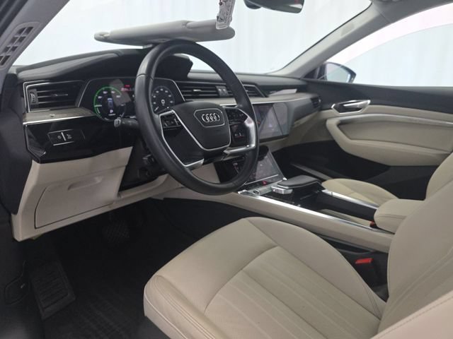 Used 2024 Audi Q8 e-tron Premium Plus w/ Premium Plus Package AWD/4WD image 8