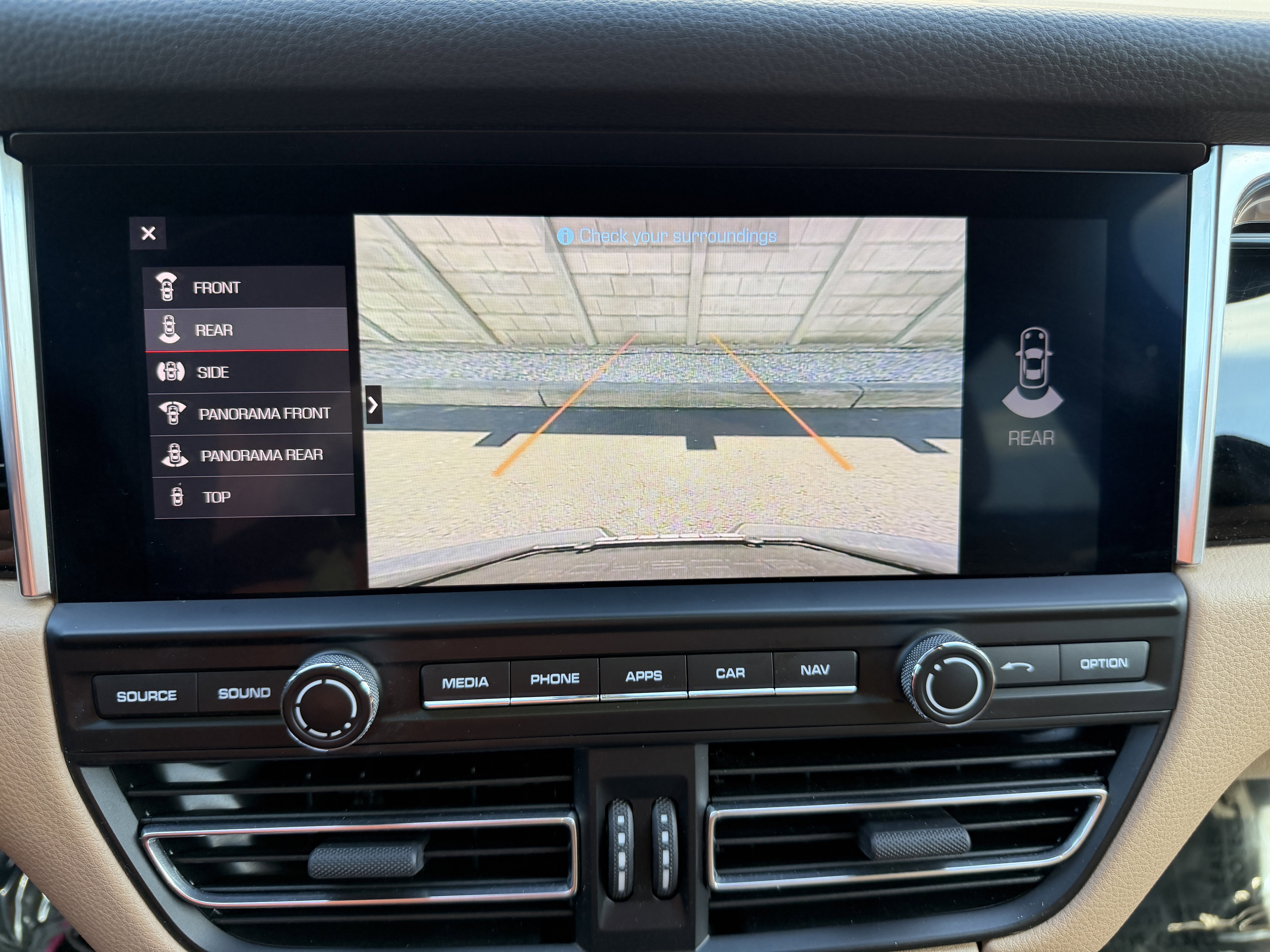 Certified 2021 Porsche Macan S image 29