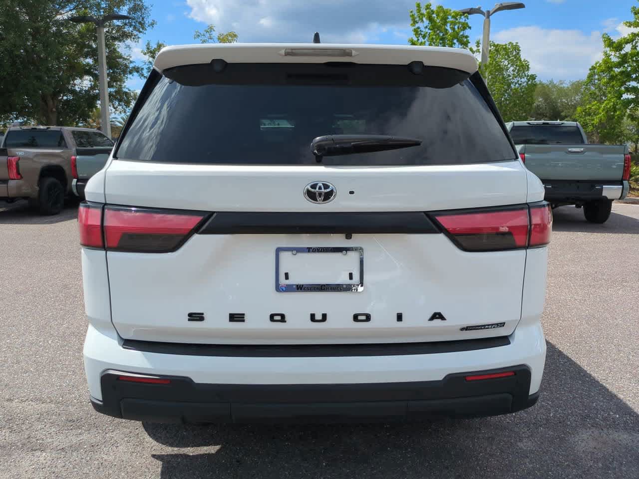Certified 2025 Toyota Sequoia SR5 AWD/4WD image 5