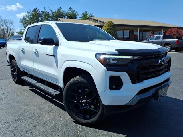 Used 2024 Chevrolet Colorado Z71 w/ LPO, Dark Essentials Package image 20