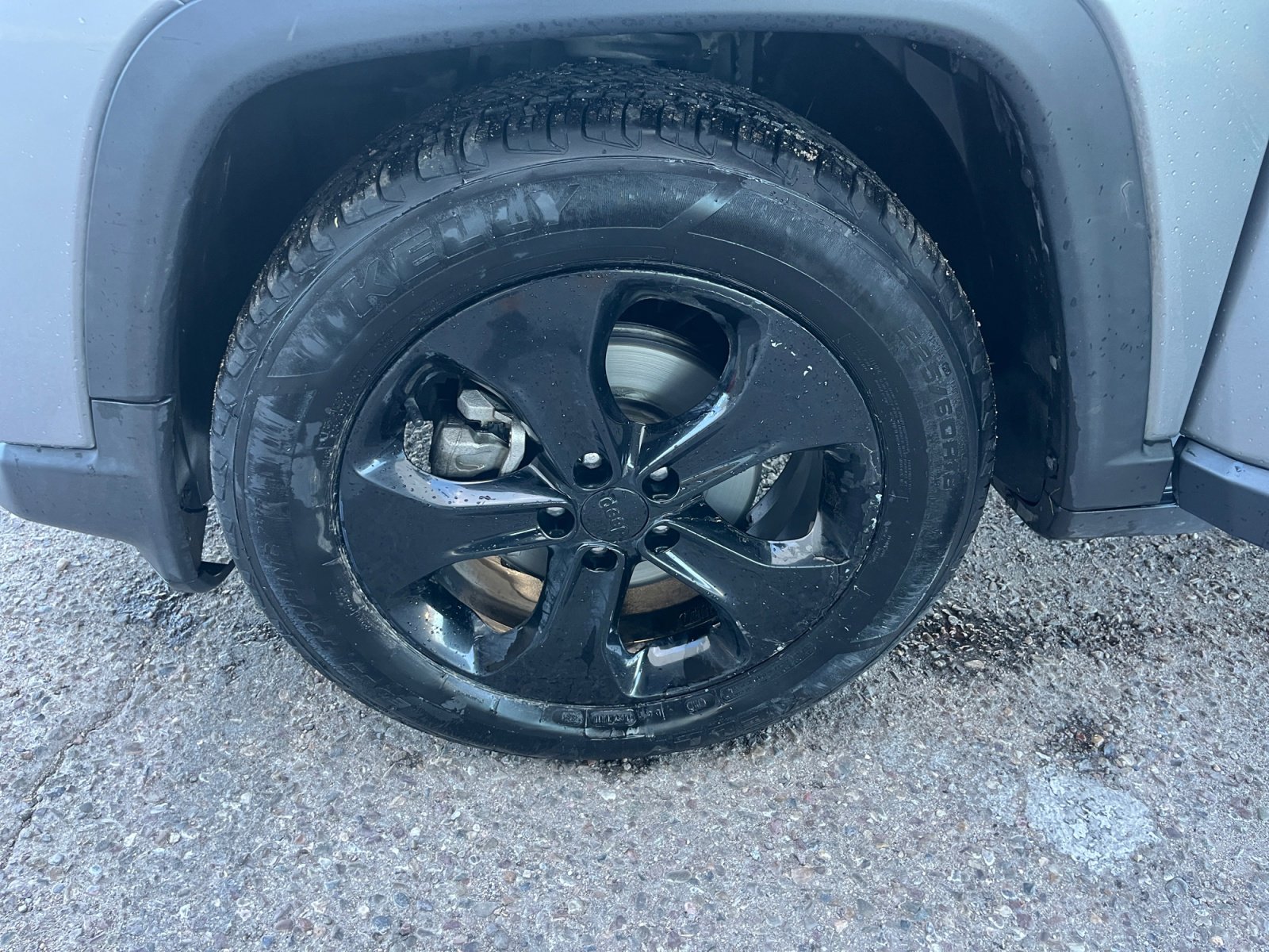 Used 2020 Jeep Compass Latitude image 25