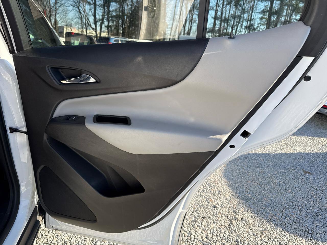 Used 2019 Chevrolet Equinox LT image 20