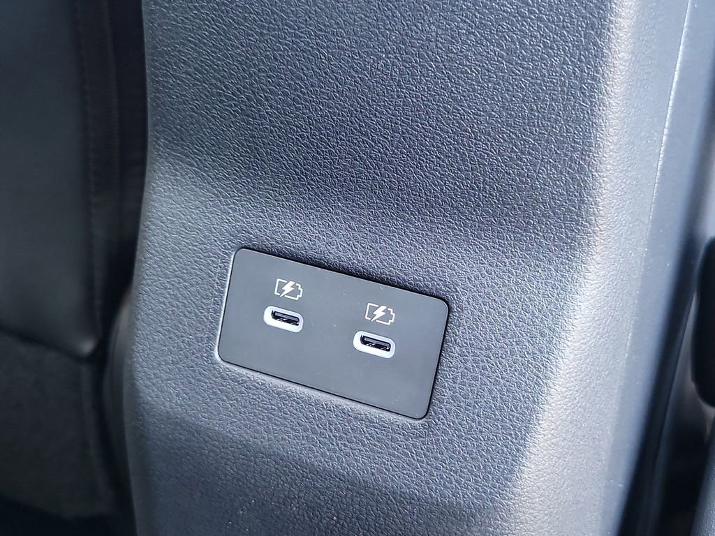 New 2026 Nissan Kicks SR FWD image 35
