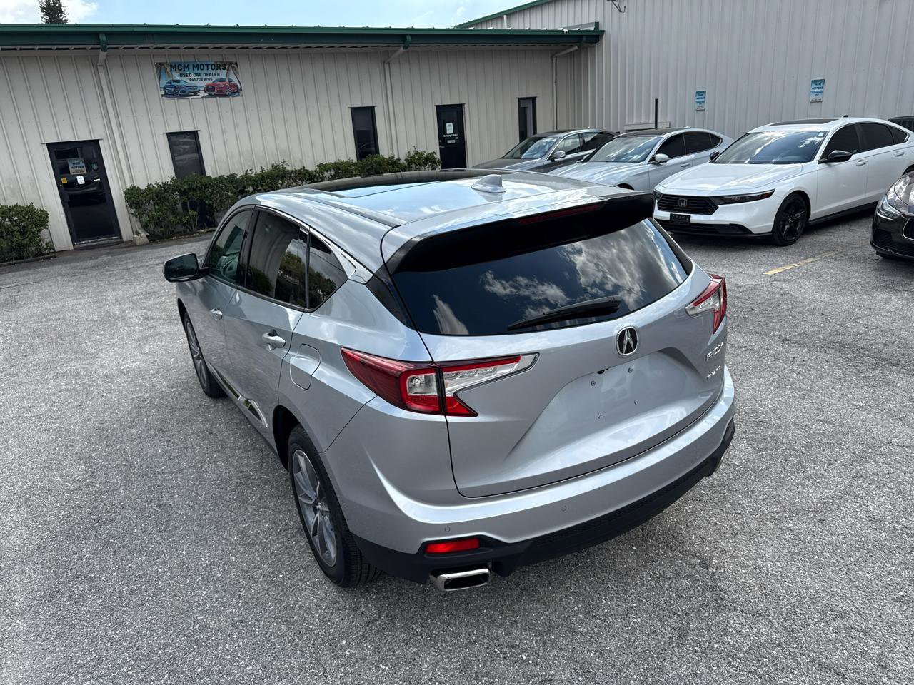 Used 2023 Acura RDX AWD w/ Technology Package image 7