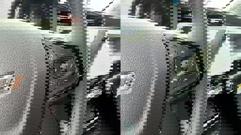 New 2027 Chevrolet Bolt LT w/ Comfort Package image 21