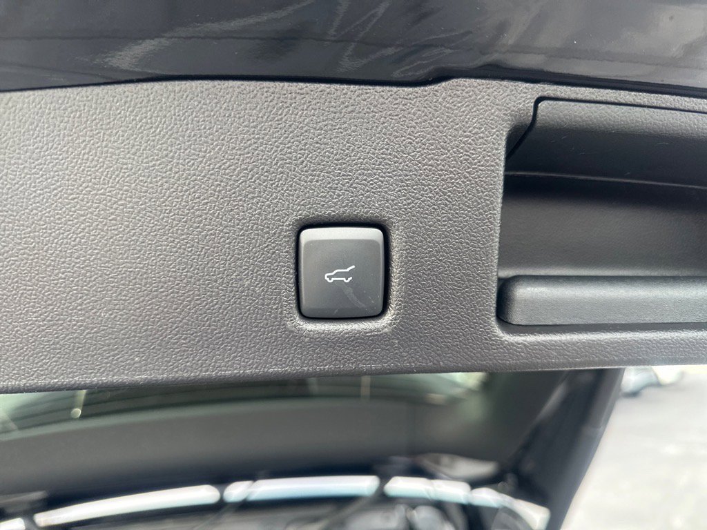 New 2026 Ford Escape SE w/ PHEV Premium Package image 44