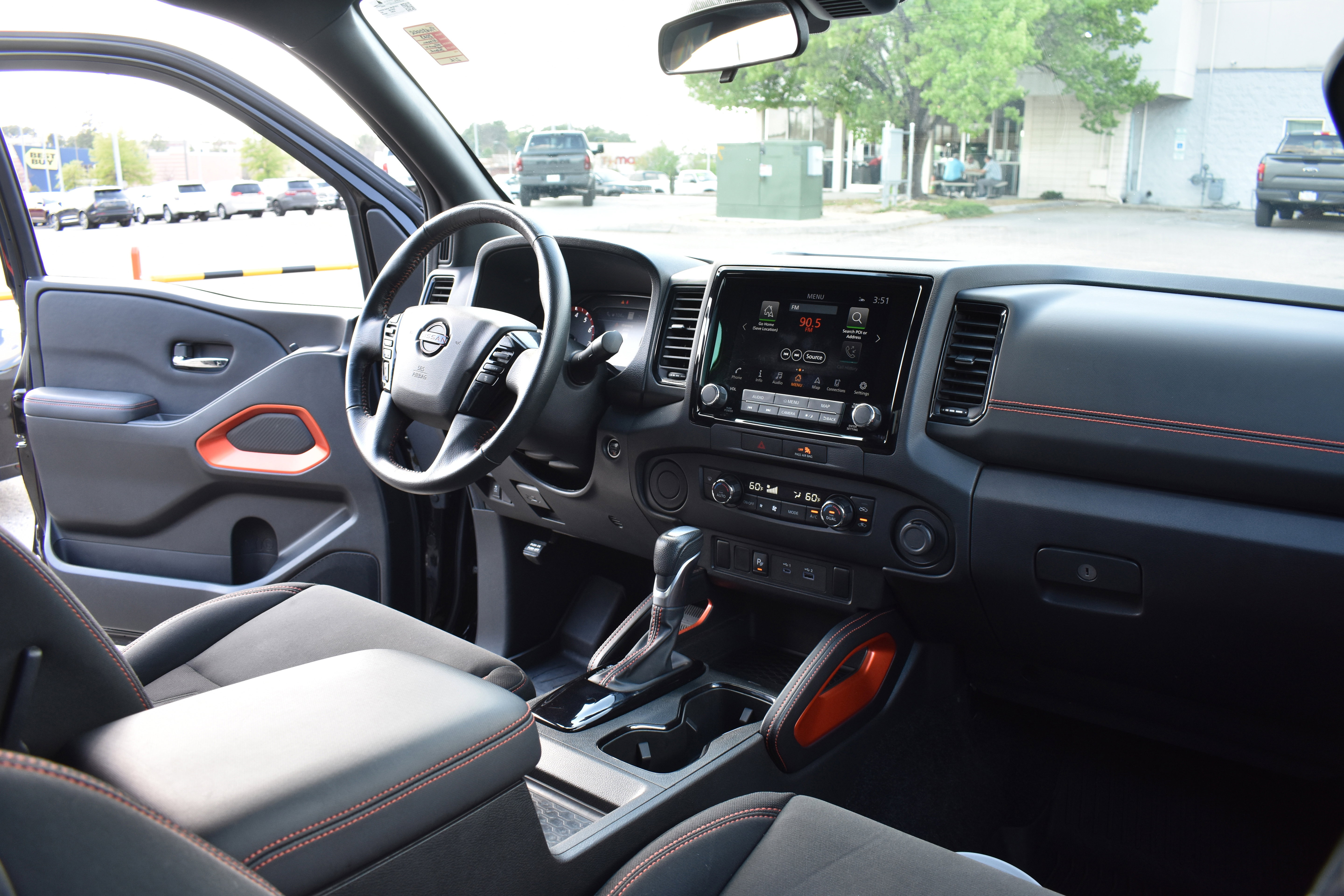 Used 2023 Nissan Frontier Pro-X w/ Technology Package image 30