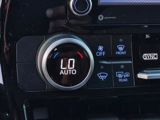 Used 2021 Toyota Highlander LE FWD image 19