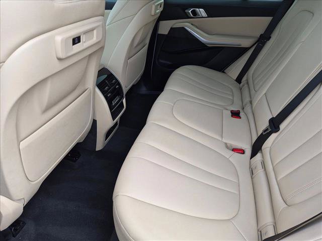 Certified 2022 BMW X5 xDrive40i w/ Parking Assistance Package AWD/4WD image 21