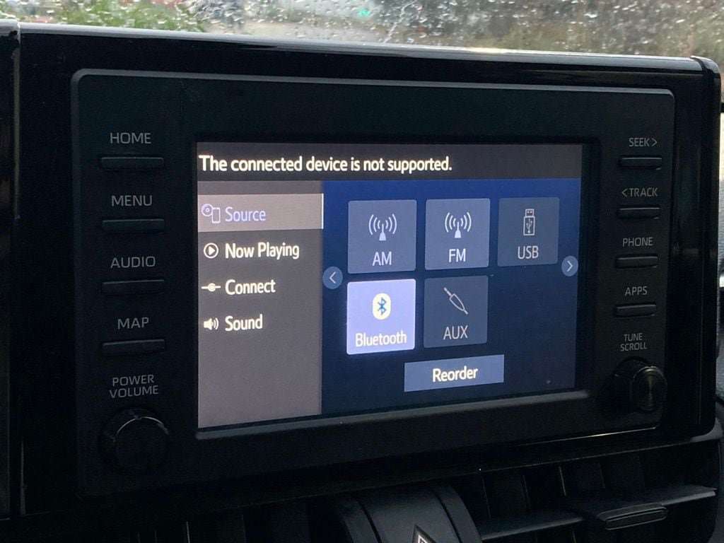 Used 2019 Toyota RAV4 LE FWD image 20