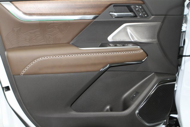 New 2026 GMC Acadia Denali Ultimate image 13