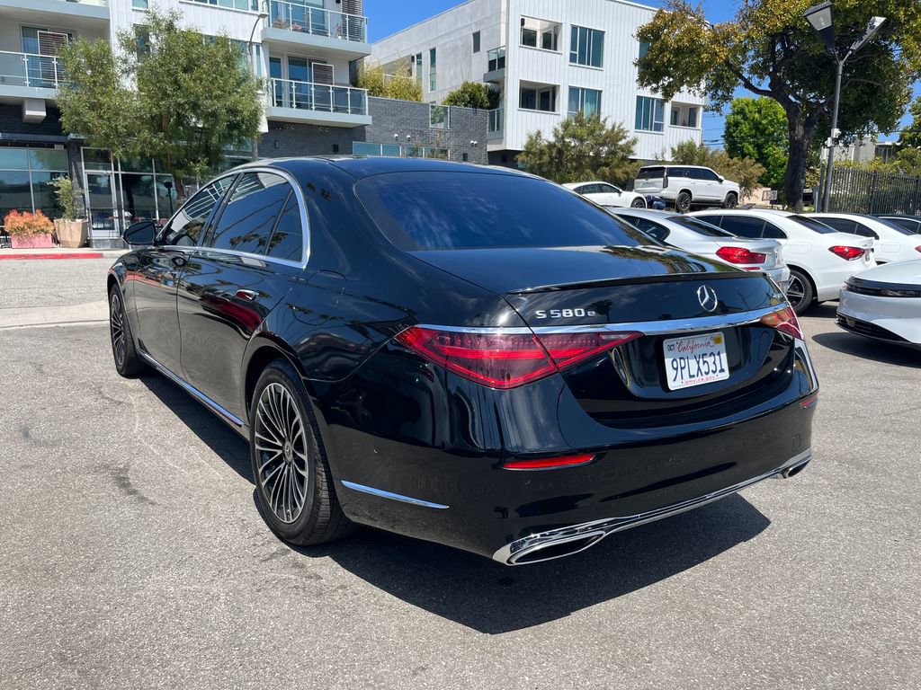 Used 2024 Mercedes-Benz S 580e 4MATIC Sedan image 11