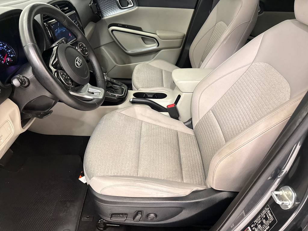 Used 2021 Kia Soul EX FWD image 20
