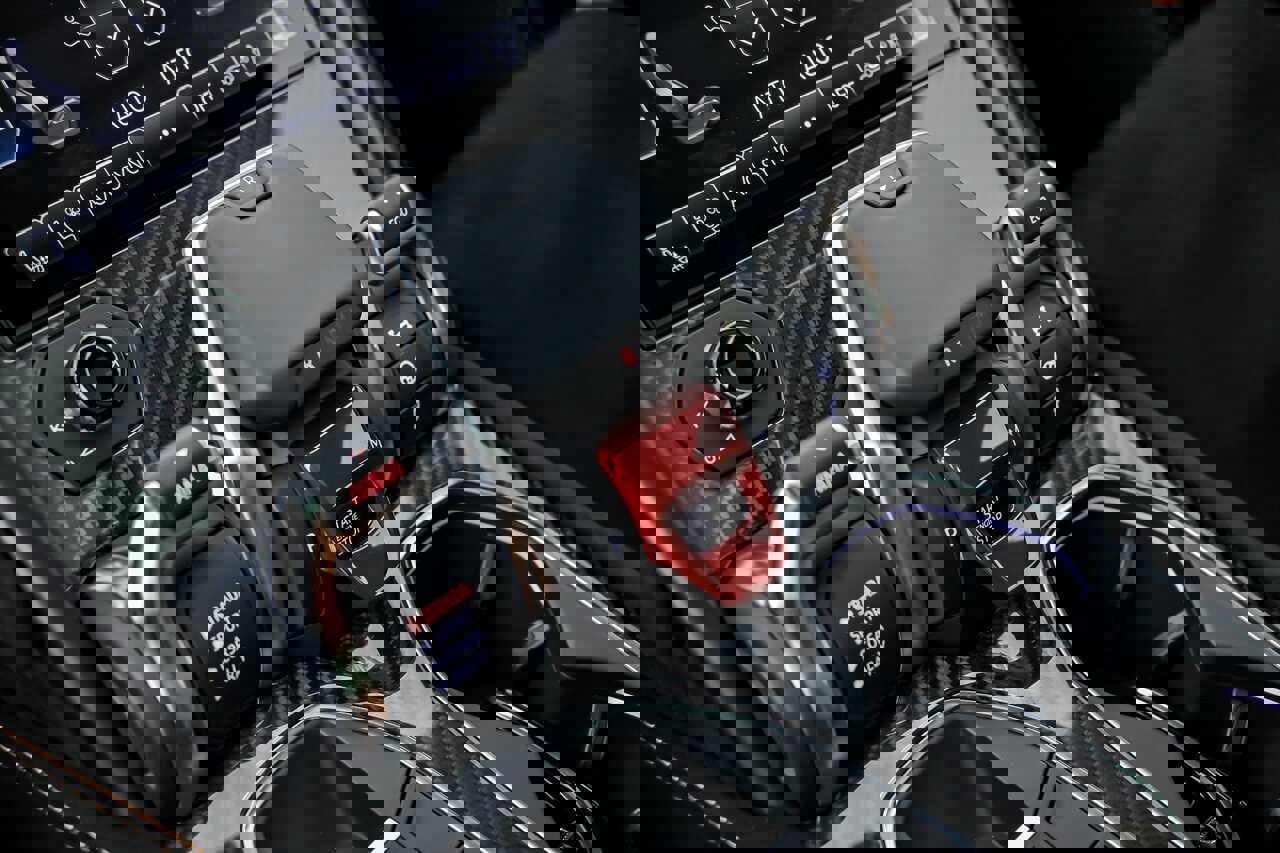 Used 2024 Lamborghini Urus Performante image 40