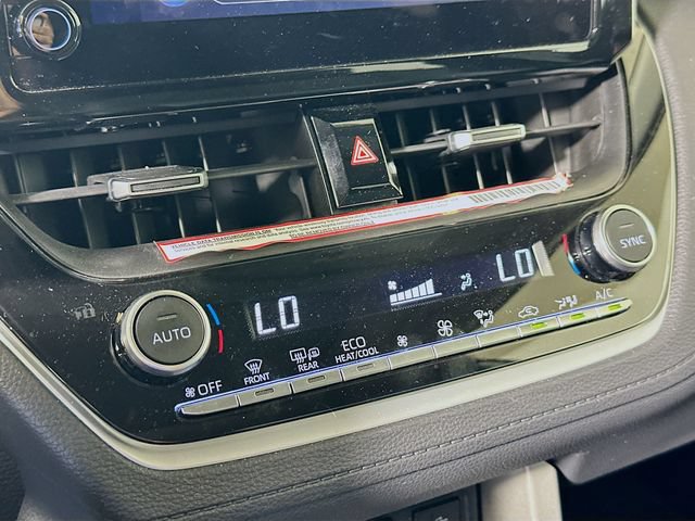 Certified 2023 Toyota Corolla Cross XLE w/ Convenience Package FWD image 19