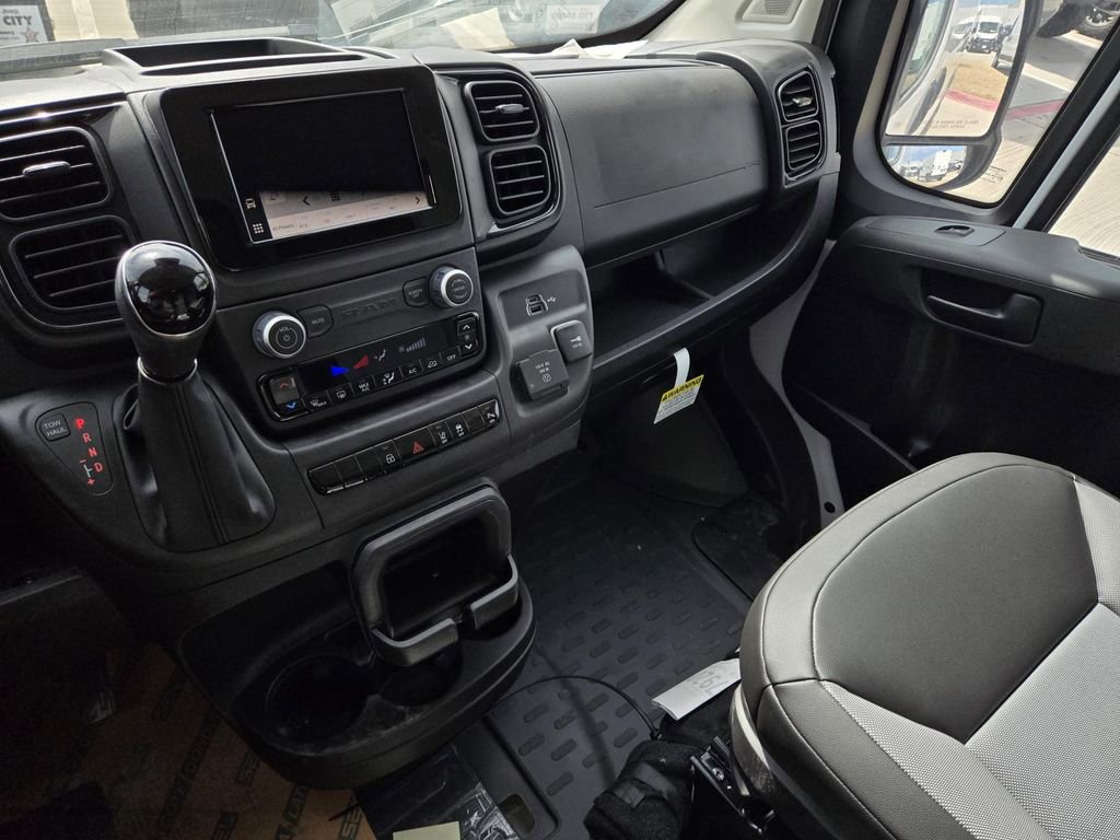 New 2025 RAM ProMaster 3500 w/ Roll-Up Rear Door Package image 19