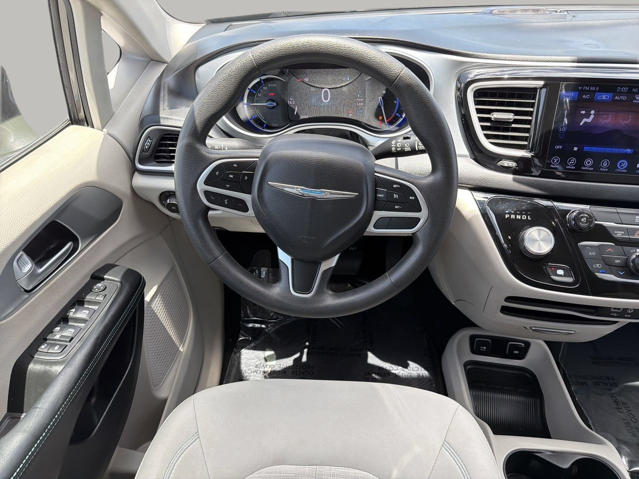 Used 2017 Chrysler Pacifica Touring Plus FWD image 13