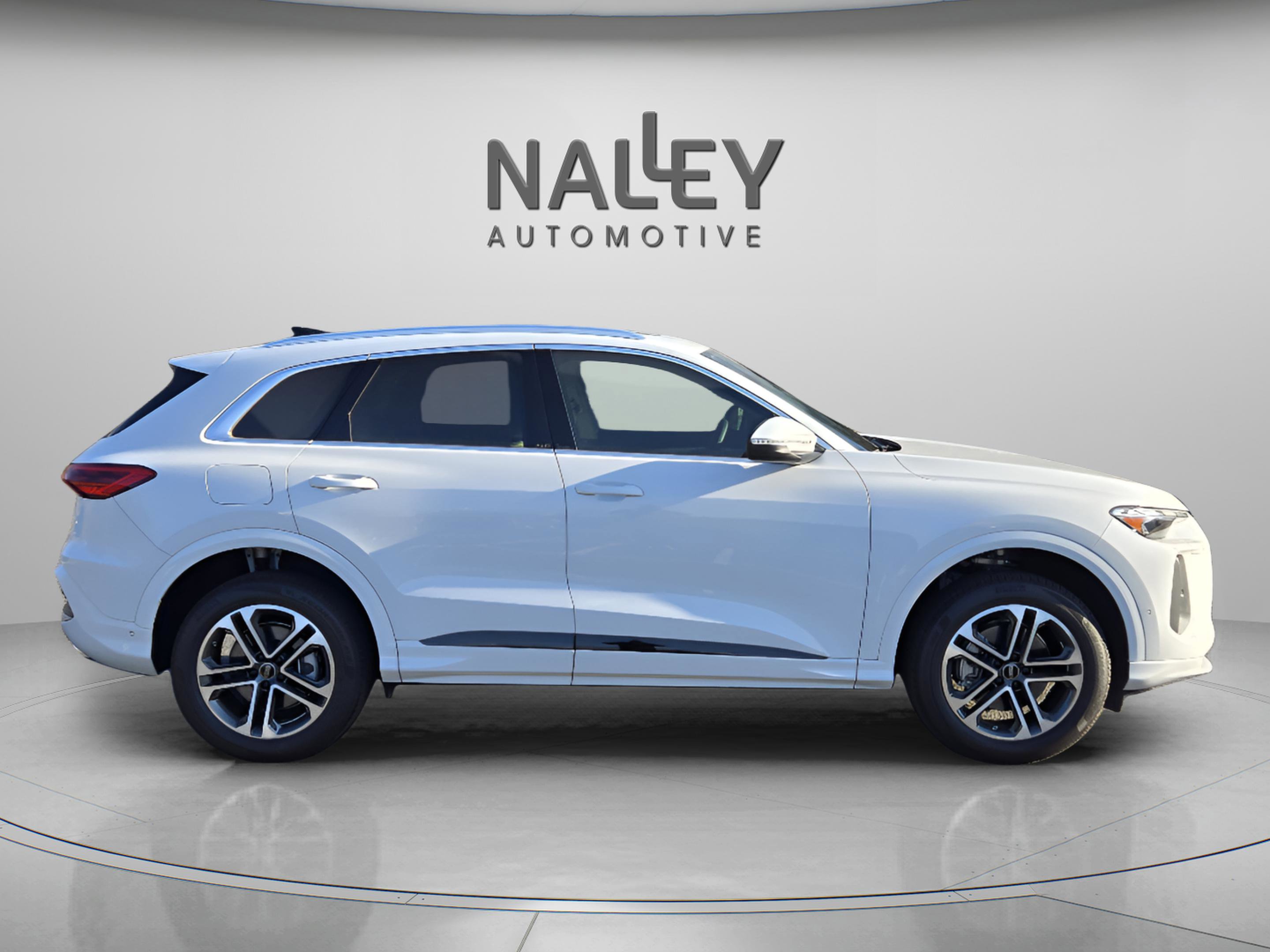 New 2025 Audi Q5 Premium image 7