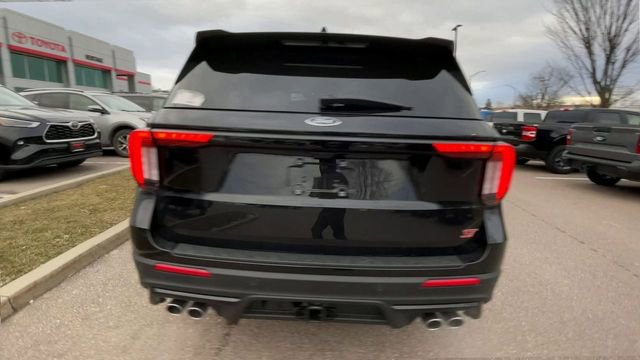New 2026 Ford Explorer ST w/ Sun And Sound Package image 3