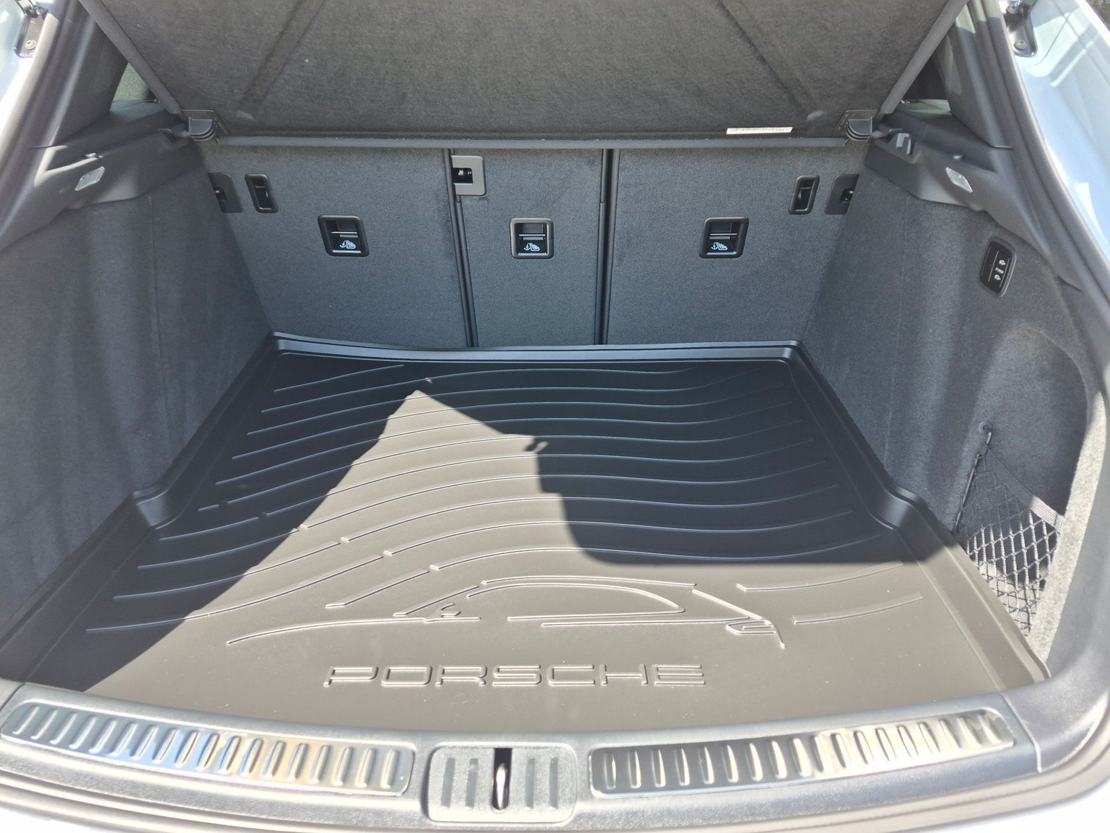 New 2026 Porsche Macan S AWD/4WD image 22
