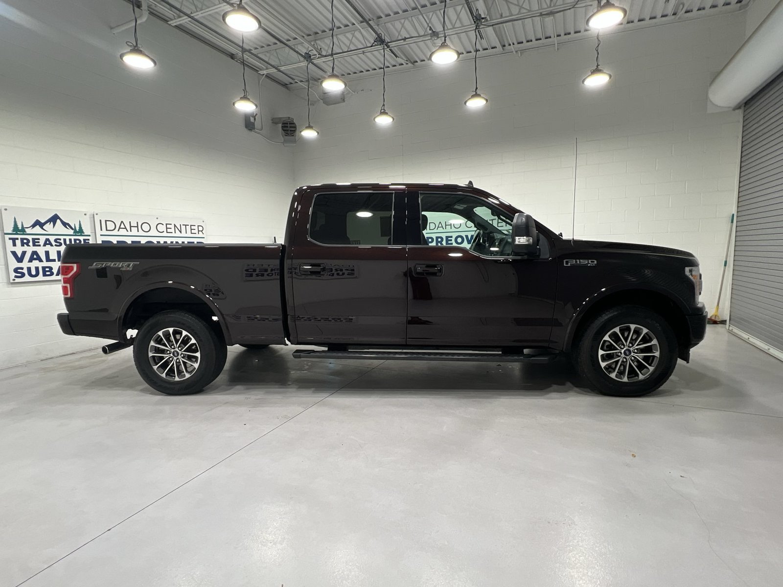 Used 2019 Ford F150 XLT w/ Equipment Group 302A Luxury AWD/4WD image 9