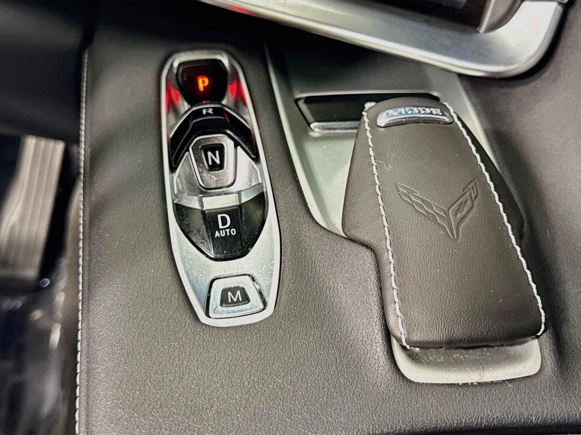 Used 2024 Chevrolet Corvette Stingray Coupe w/ Z51 Performance Package RWD image 19