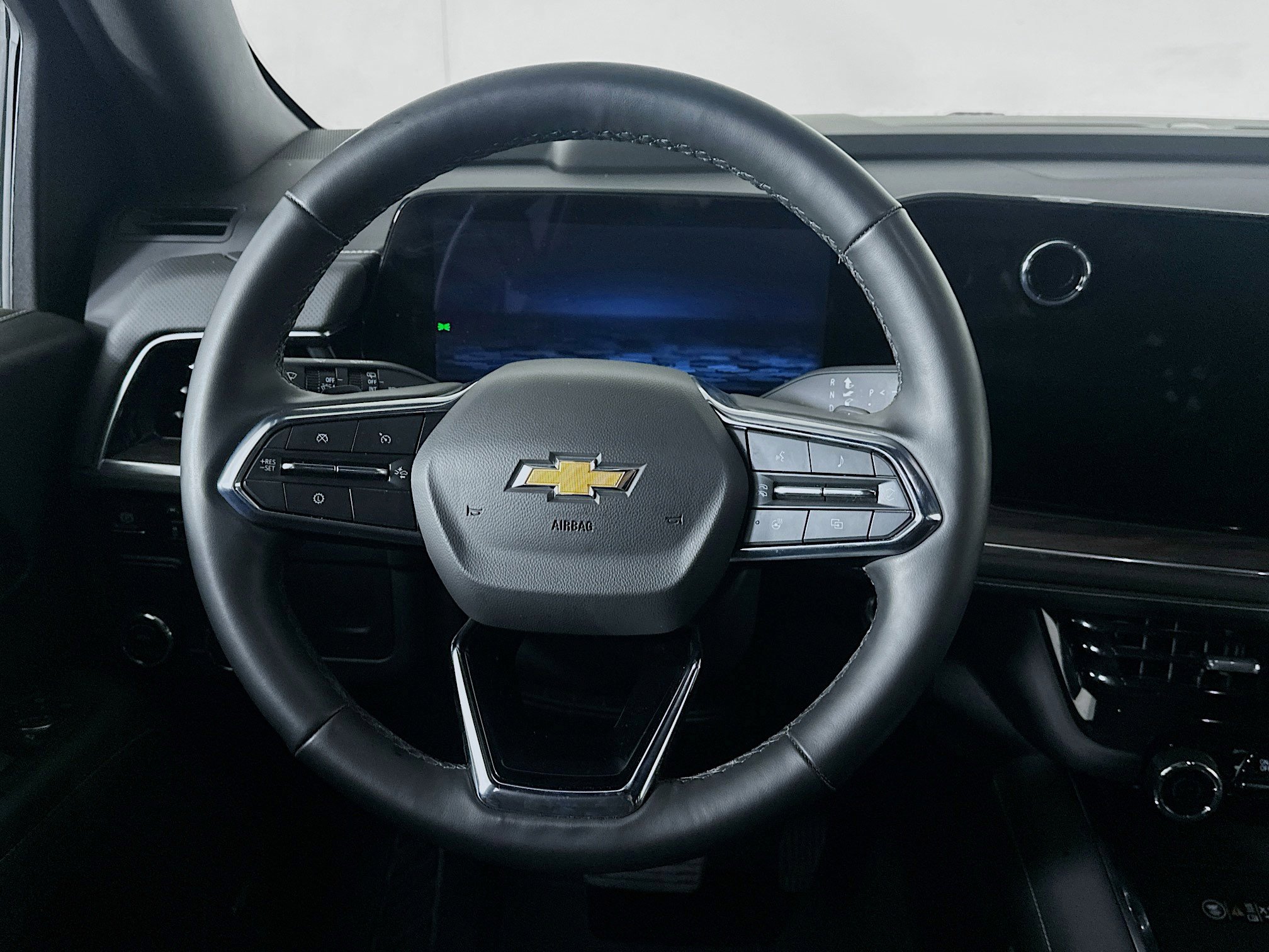 Used 2025 Chevrolet Tahoe Premier image 18