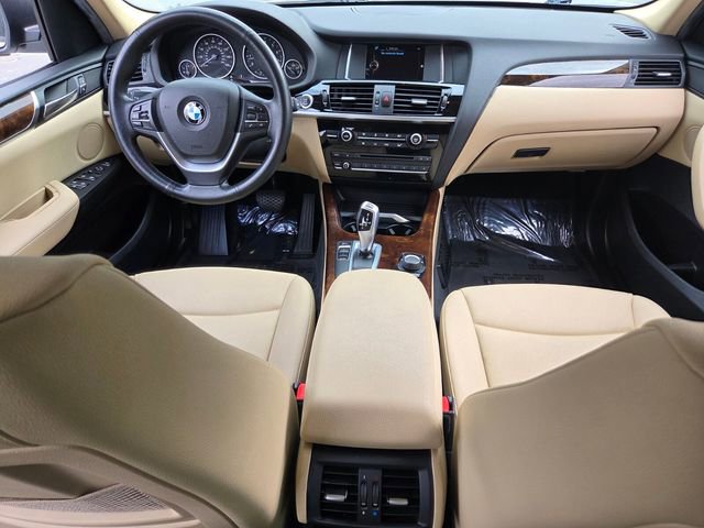 Used 2017 BMW X3 sDrive28i RWD image 14