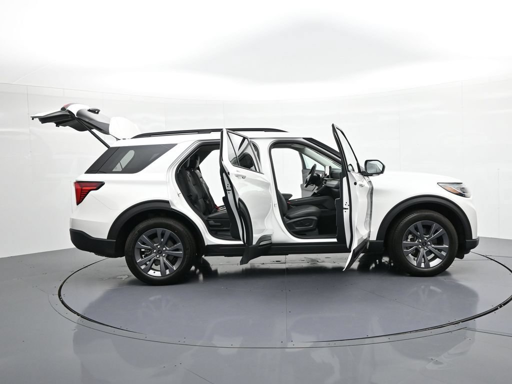 New 2026 Ford Explorer Active w/ Active Comfort Package AWD/4WD image 30
