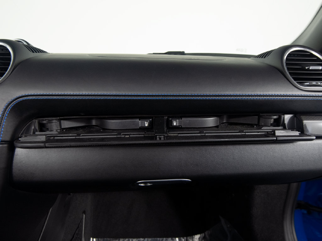 Certified 2025 Porsche 718 Boxster GTS RWD image 42