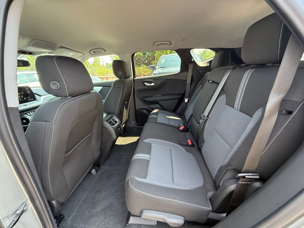 New 2026 Chevrolet Blazer LT w/ Midnight/Sport Edition AWD/4WD image 23
